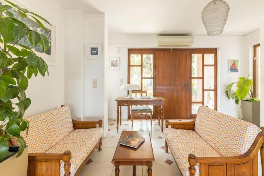 Modern Villas With Gardens And Stunning Views Ligaria  Luaran gambar