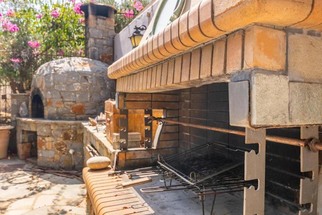 Modern Villas With Gardens And Stunning Views Ligaria  Luaran gambar