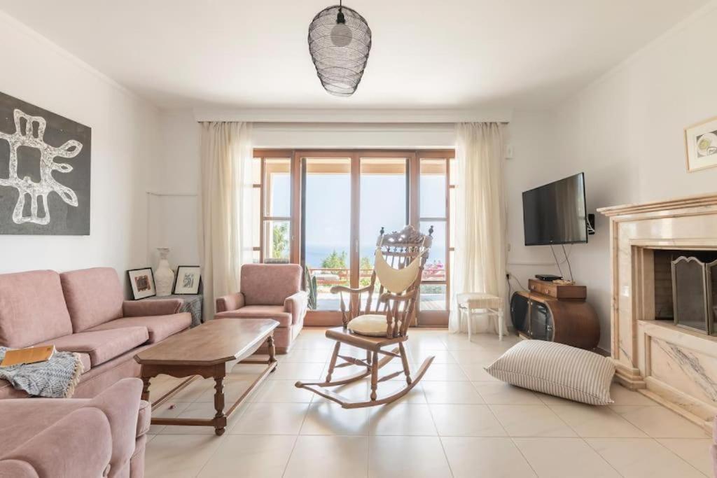 Modern Villas With Gardens And Stunning Views Ligaria  Luaran gambar