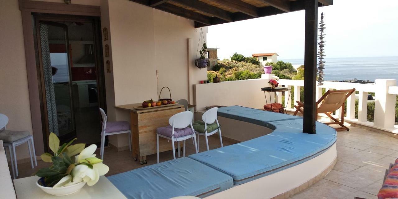 Modern Villas With Gardens And Stunning Views Ligaria  Luaran gambar