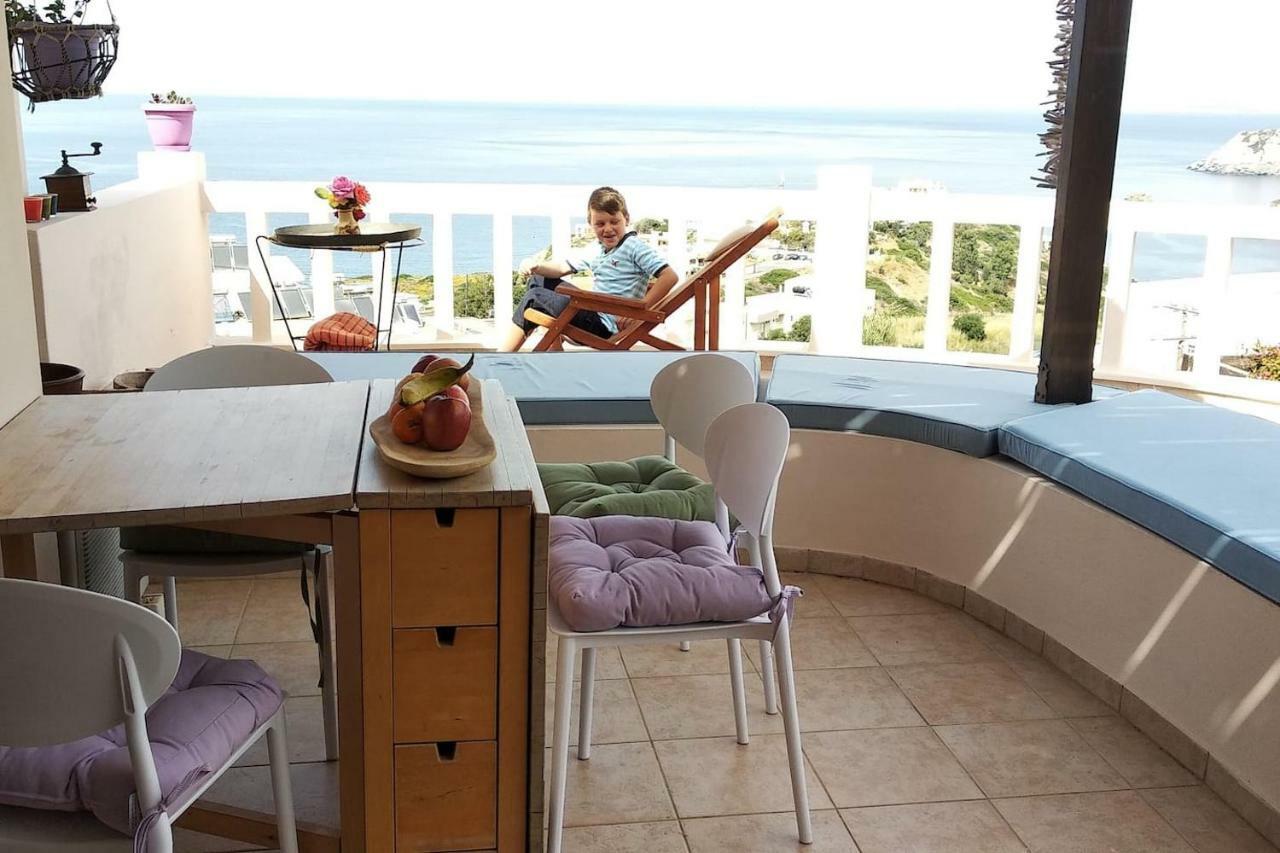 Modern Villas With Gardens And Stunning Views Ligaria  Luaran gambar