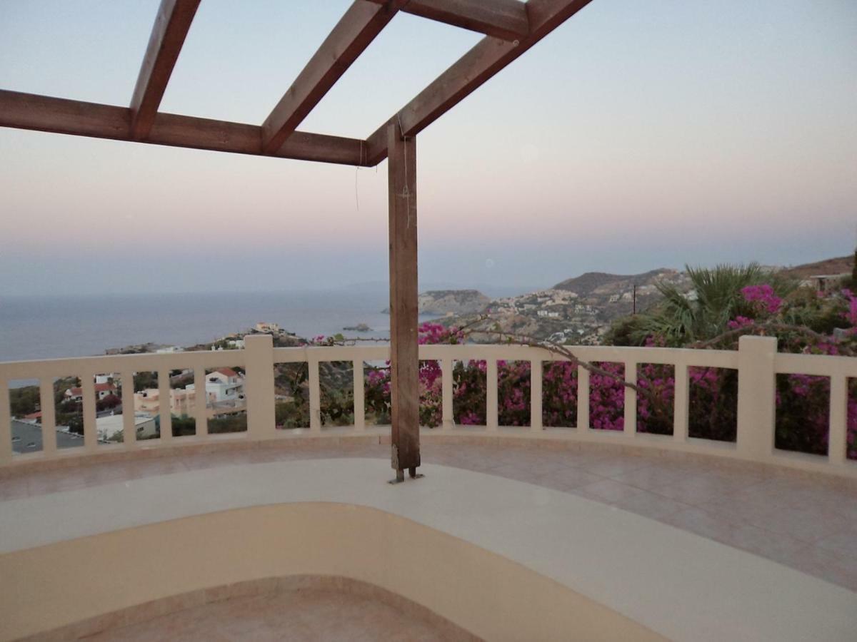 Modern Villas With Gardens And Stunning Views Ligaria  Luaran gambar