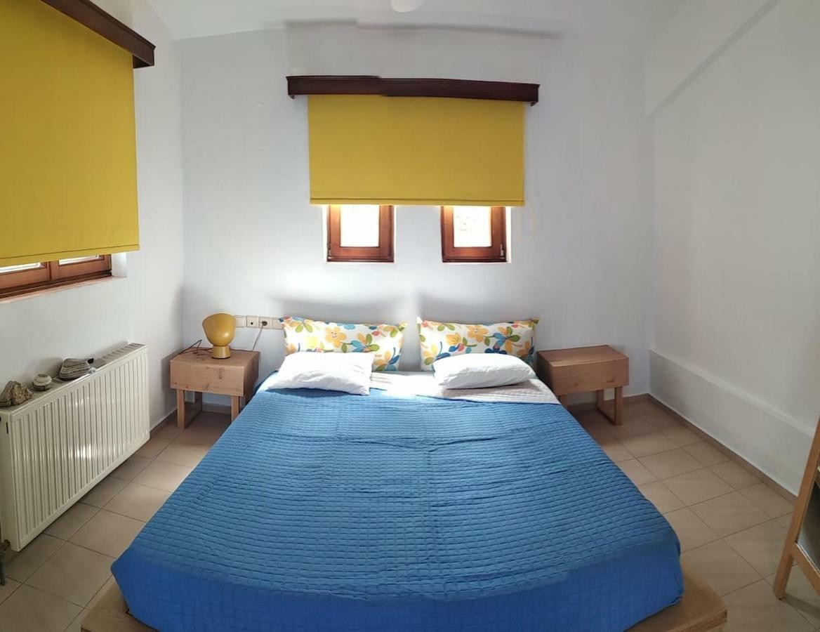 Modern Villas With Gardens And Stunning Views Ligaria  Luaran gambar
